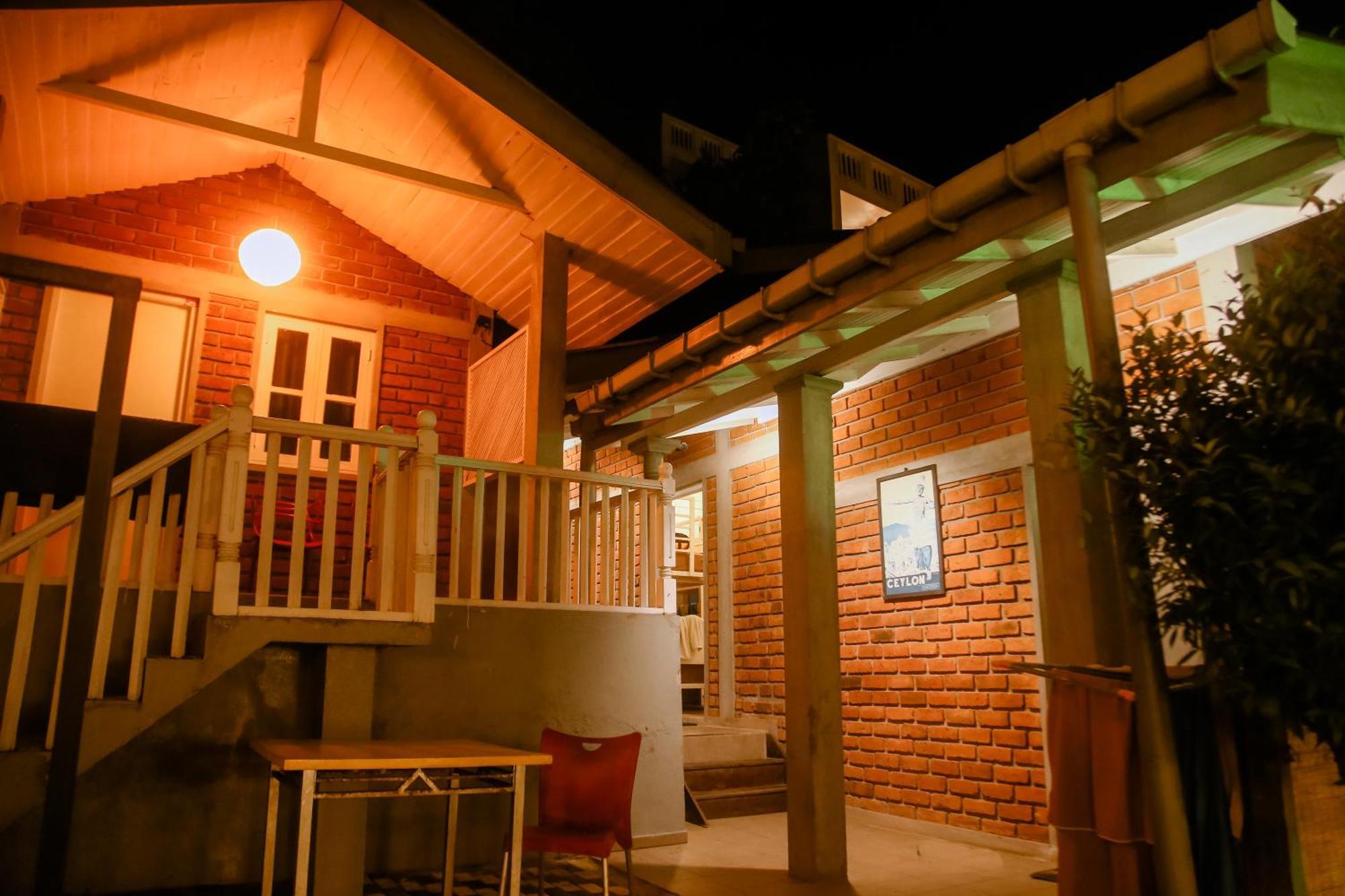 Hangover Hostels มิริสซา ภายนอก รูปภาพ