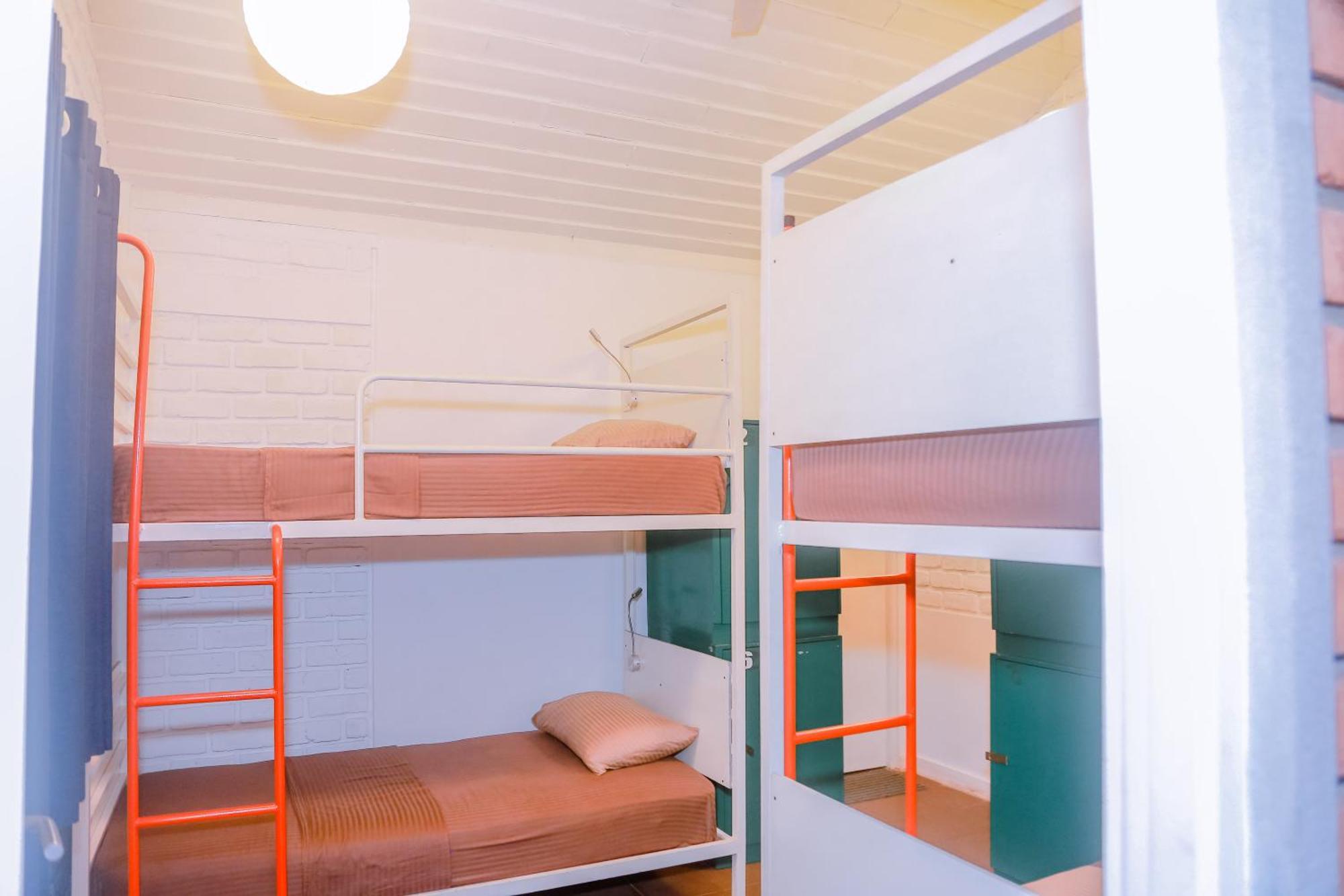 Hangover Hostels มิริสซา ภายนอก รูปภาพ